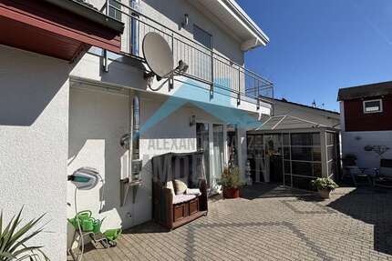 Haus zum Kaufen in Grebenstein 529.000,00 € 303 m²
