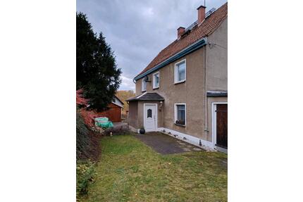 Einfamilienhaus in Stadtnähe - 120.000,00&nbsp;EUR Kaufpreis, ca.&nbsp; 120,00&nbsp;m&sup2; in Freiberg (PLZ: 09599)