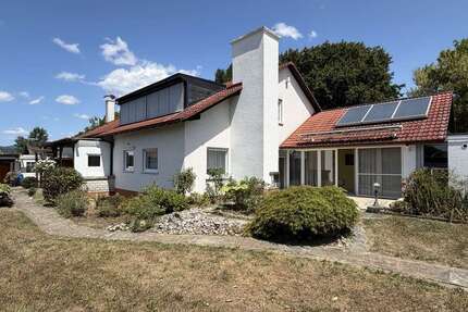 Haus zum Kaufen in Lörrach 1.077.000,00 € 273.21 m²