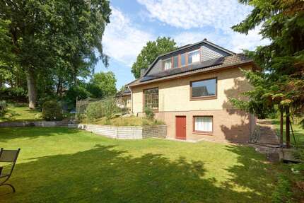 Haus zum Kaufen in Buchholz in der Nordheide 675.000,00 € 250 m²