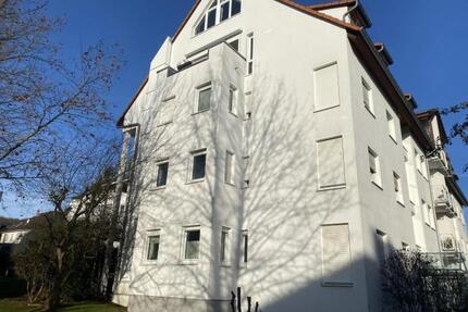 Attraktive 3-Zimmer-Wohnung in Butzbach Kernstadt, Balkon,TG,EBK