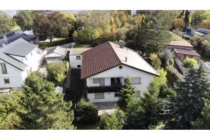 Haus zum Mieten in Bad Überkingen 2.100,00 € 250 m²