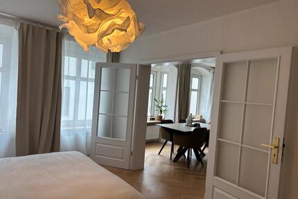Möblierte Wohnung: Zentral und historisch - Augsburg Innenstadt