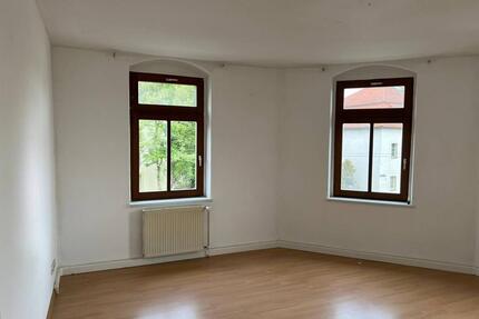 Attraktive 3-Zi.-Whg. mit Einbauküche und guter Verkehrsanbindung - Dresden Cotta