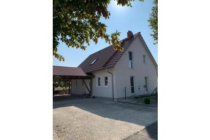 Einfamilienhaus zur Miete - 1.600,00&nbsp;EUR Kaltmiete, ca.&nbsp; 164,00&nbsp;m&sup2; in Obergriesbach (PLZ: 86573)