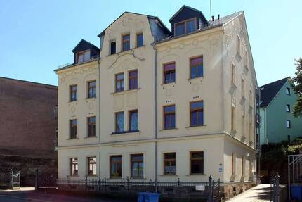 Helle 2-Raumwohnung mit Terrasse in Kirchberg!