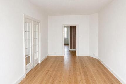 3,5 Zimmer Wohnung, frisch renoviert, BahnhofZOB-Nähe - Lübeck Sankt Lorenz Nord