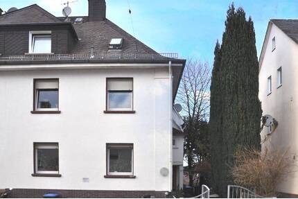 Mehrparteienhaus in guter Lage von Siegen - 3-fach vermietet