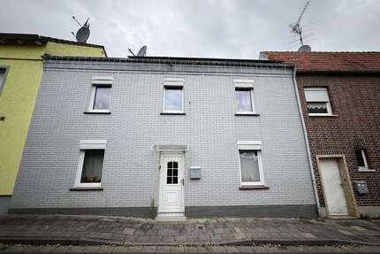 Haus zum Kaufen in Hückelhoven Brachelen 188.000,00 € 128 m² - Hückelhoven / Brachelen