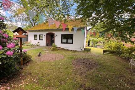 Haus zum Kaufen in Husum 315.000,00 € 207 m²