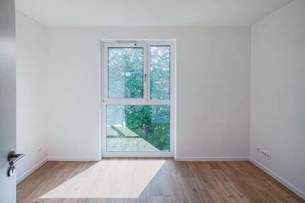 Wohnung zum Mieten in Berlin 1.900,00 € 126 m²