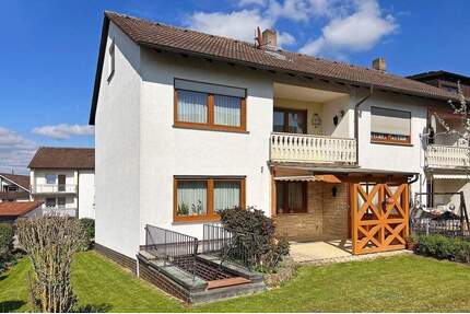 Charmantes, ruhig gelegenes und familienfreundliches Reihenendhaus mit idyllischem Garten und Garage - Bad Staffelstein