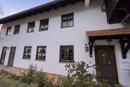 Einfamilienhaus mit Garten in Neuching