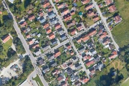 Großes Grundstück mit Altbestand in Freising-Lerchenfeld