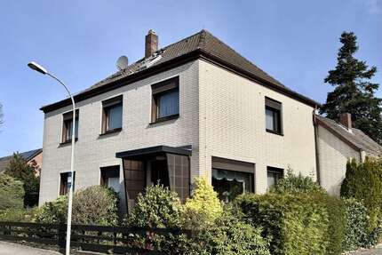 Haus zum Kaufen in Eischott 199.000,00 € 182 m²