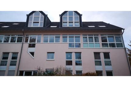 Helle 2 12 Zimmer DG-Wohnung mit verglastem Giebel in Eschweiler