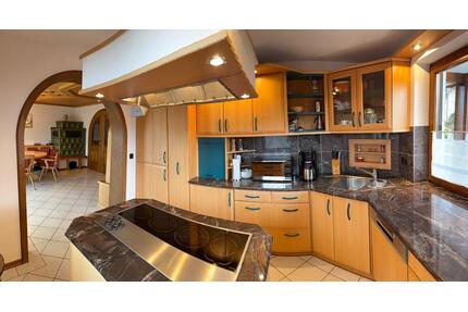 Attraktive möbl. 133 m² Wohnung mit Einbauküche in Waldmünchen