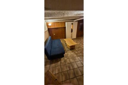 1 Wg Zimmer Souterrain - 330,00&nbsp;EUR Kaltmiete, ca.&nbsp; 22,00&nbsp;m&sup2; in Lübeck (PLZ: 23554) Sankt Lorenz Nord