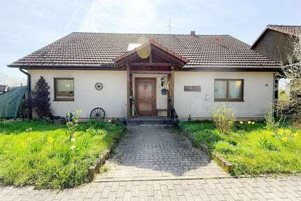 Haus zum Kaufen in Krautheim 340.000,00 € 227 m²