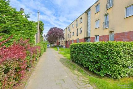 Wohnung zum Kaufen in Rösrath 219.000,00 € 58.55 m²