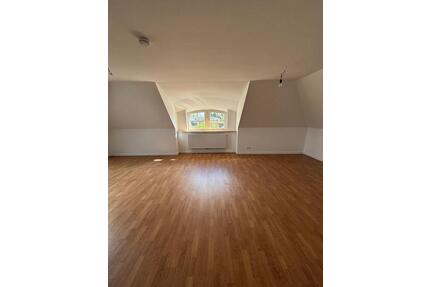 Moderne lichtdurchflutete 2,5 Zimmerwohnung in ruhiger Lage - Aukrug