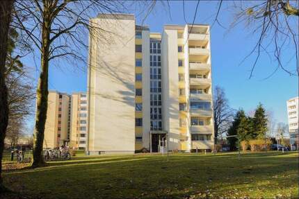 sanierte 2-Zimmer-Wohnung mit Fernblick, Garage, extra Stellplatz *keine Käuferprovision* - Karlsfeld