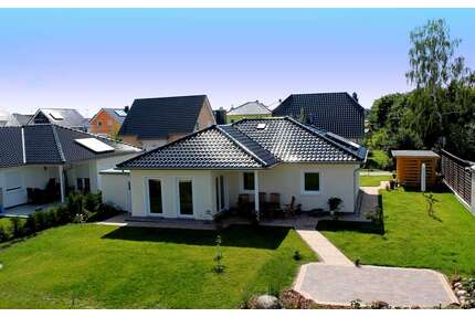 Haus zum Kaufen in Mücheln OT Stöbnitz 319.800,00 € 91 m² - Mücheln/ OT Stöbnitz