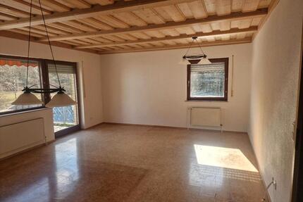 4 Zimmer Wohnung 83 m², Sparneck