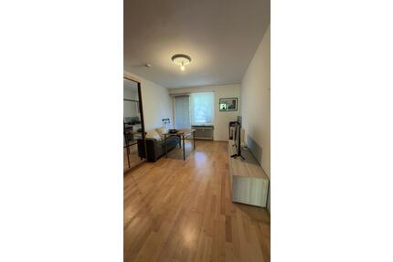Möblierte 1-Zimmer-Wohnung mit Balkon & Stellplatz Laim Neuhausen - München Ramersdorf-Perlach