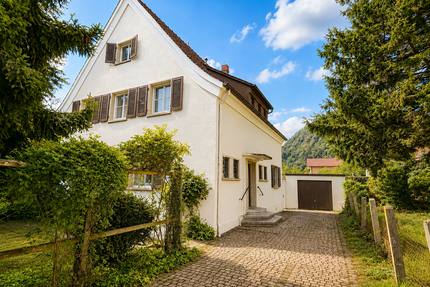 Haus zum Kaufen in Singen 890.000,00 € 163.24 m²