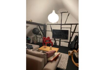 Aktuell ANFRAGESTOP! Großzügige 4 Zimmer-Altbau-Maisonette - Leverkusen Schlebusch