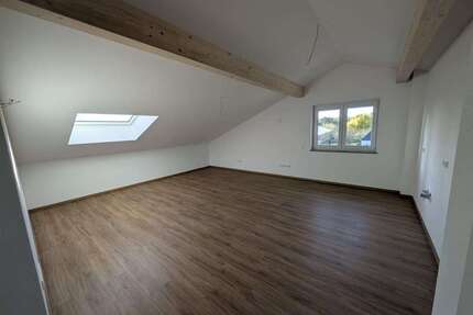 Wohnung zum Mieten in Unterwattenbach 745,00 € 49.7 m²