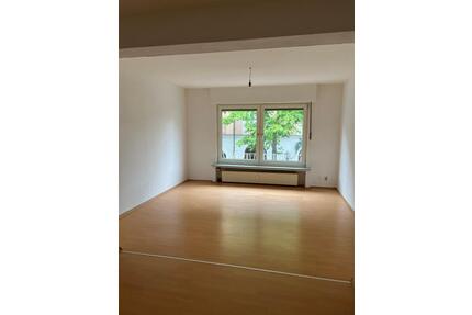 charmante 2 Zimmerwohnung In Duisburg mit Balkon