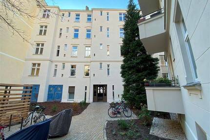 Altbauwohnung in renoviertem Jugendstil-Altbau mit Garten - VERMIETET - Berlin Steglitz