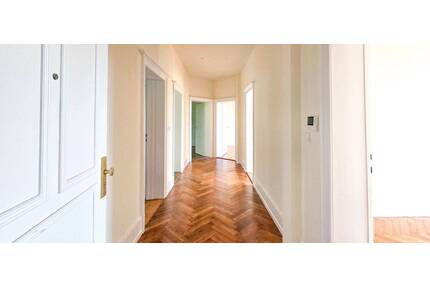 Vier Zimmer Altbau-Mietwohnung Frankfurt am Main Malerviertel Sachsenhausen