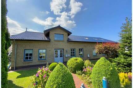 Haus zum Kaufen in Klein Rheide 495.000,00 € 280 m²