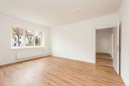 Wohnung zum Kaufen in Wustermark 290.000,00 € 91.79 m²