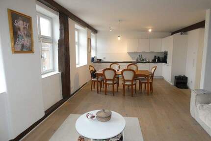 Moderne 3-Zimmer-Wohnung mit EBK in kernsaniertem Altbau ab sofort - Dinkelsbühl