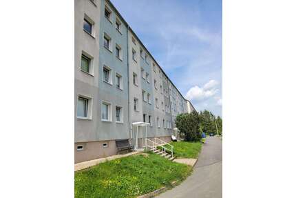 Wohnung zum Mieten in Langenweißbach 550,00 € 118 m²