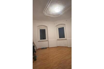 3, 5 zimmer wohnung - 880,00&nbsp;EUR Kaltmiete, ca.&nbsp; 95,00&nbsp;m&sup2; in Kulmbach (PLZ: 95326) Blaich
