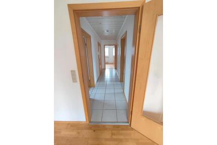 DG Wohnung 3ZKB 74 qm mit Balkon und EBK - Ergoldsbach Langenhettenbach