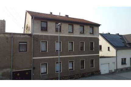 Haus zum Kaufen in Löderburg 85.000,00 € 274 m²