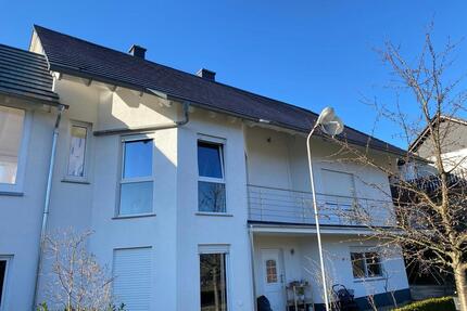 exklusives Einfamilienhaus mit Einliegerwohnung - Rothselberg