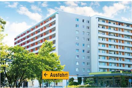 3-Raumwohnung mit Balkon, große Wohnküche und Aufzug - Badewanne oder Dusche? - Deine Entscheidung! - Hoyerswerda