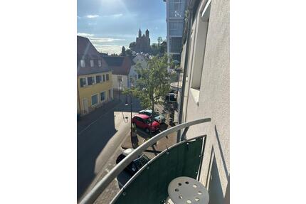 ATTRAKTIVE 2-ZIMMER WOHNUNG IM ZENTRUM VON BREISACH - Breisach am Rhein