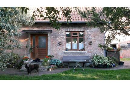 Idyllischer Resthof 2486 m² Grundstück Altbestand und Ferienhaus - Meine