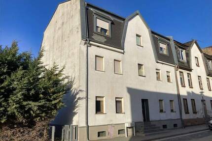 Stabile Investition: Gepflegtes Mehrfamilienhaus mit Gemeinschaftsflächen ! - Güsten