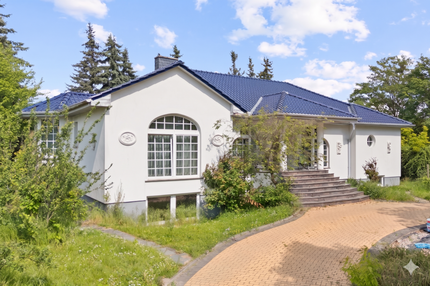 Haus zum Kaufen in Blankenfelde-Mahlow 799.000,00 € 238 m²