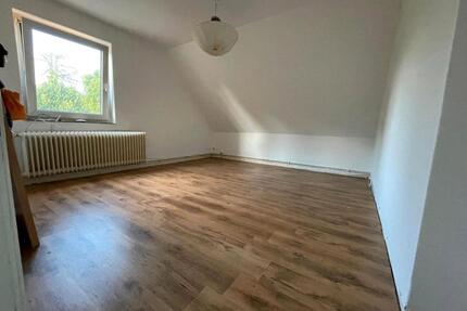 WG ZIMMER FREI AB SOFORT - 450,00&nbsp;EUR Kaltmiete, ca.&nbsp; 30,00&nbsp;m&sup2; in Bielefeld (PLZ: 33611) Schildesche