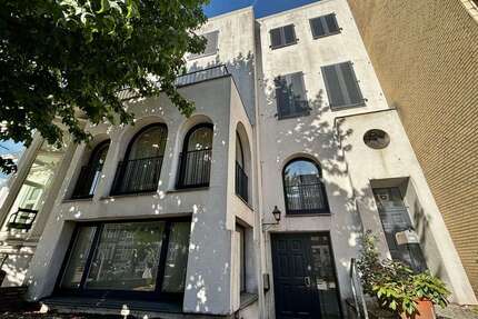 Haus zum Kaufen in Hamburg 1.549.000,00 € 286.85 m²